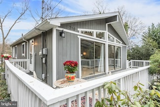710 Academy Cir, Winchester, VA 22601