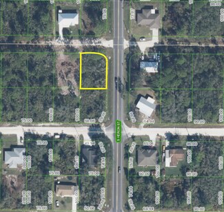 300 Caspian Tern Ave, Sebring, FL 33872