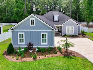 207 Morningside Dr, Thomasville, GA 31792