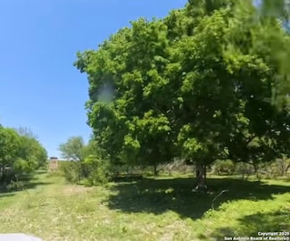 LOT 5 0 Cr 197, Falls City, TX 78113