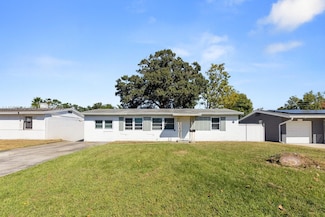 5721 65th Ave N, Pinellas Park, FL 33781