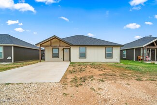 1005 East St, Abernathy, TX 79311