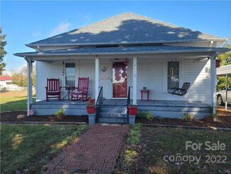 3492 Icard Rhodhiss Rd, Connellys Springs, NC 28612
