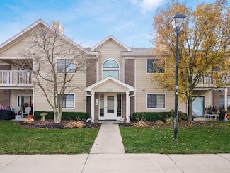 6755 Meadow Creek Dr Unit 207, Columbus, OH 43235