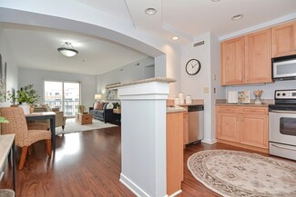 175 Cottage St Unit 614, Chelsea, MA 02150