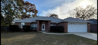 8470 Meliaceae Dr, Pensacola, FL 32514