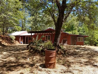 4911 Village Dr, Forest Ranch, CA 95942