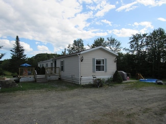 1 Mckenzie Cir, Norridgewock, ME 04957