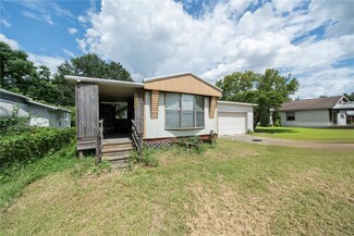 9921 6th Ave, Orlando, FL 32824