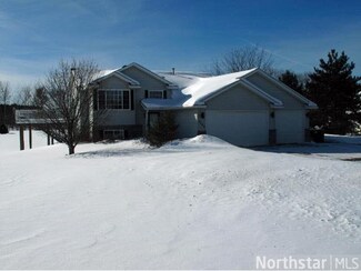 4642 200th Ln NE, Wyoming, MN 55092