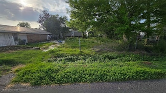 592 Saint Louis St, Raceland, LA 70394