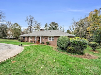 504 N Washington St, Rutherfordton, NC 28139