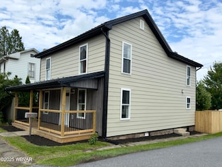 218 High St, Lock Haven, PA 17745