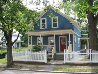 5 Vineyard St, Worcester, MA 01603