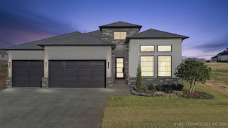 2335 E 135th St S, Bixby, OK 74008