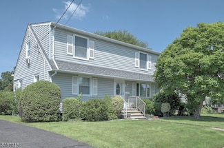 23 Bromley Place, Bloomfield, NJ 07003