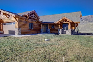 65 Winchester Dr Unit 6, Cody, WY 82414