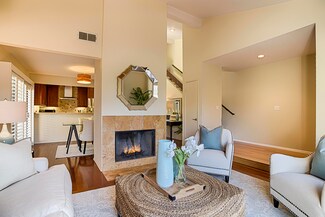 2051 Cliff Dr Unit 1, Santa Barbara, CA 93109