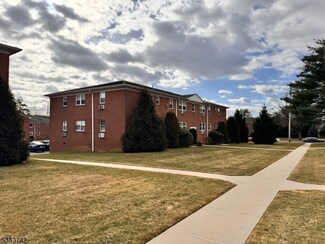 28 Knox Terrace Unit 2D, Wayne, NJ 07470