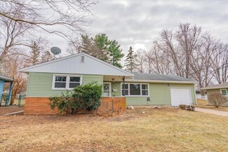 519 Lincoln Dr, Sun Prairie, WI 53590
