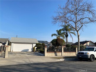1717 W 7th St, Santa Ana, CA 92703