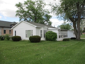 301 N Superior Ave, Tomah, WI 54660