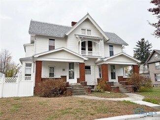 202 S Church St Unit 204, Bowling Green, OH 43402