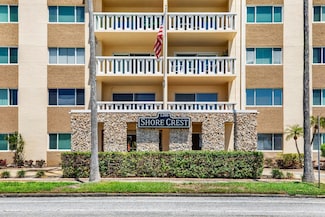 1200 N Shore Dr NE Unit 404, Saint Petersburg, FL 33701