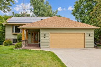 309 E Highview Ct, Sauk Rapids, MN 56379