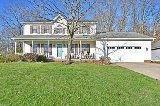 2055 Timber Creek Dr E, Cortland, OH 44410