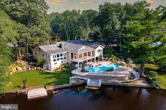 164 S Lakeside Dr E, Medford, NJ 08055