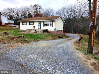 570 Fountainhead Dr, Keyser, WV 26726