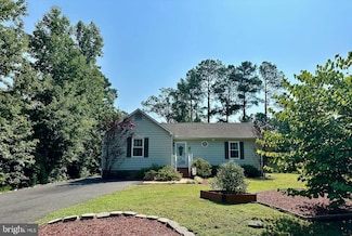 112 Independence Dr, Ruther Glen, VA 22546