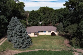 751 N 190th Rd, Bennington, KS 67422