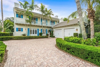 121 Palm Island Ln, Vero Beach, FL 32963