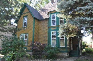 283 North St, Elgin, IL 60120