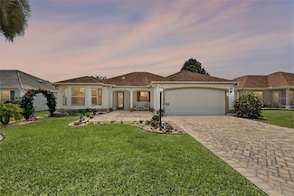 1912 Armondo Dr, Lady Lake, FL 32159