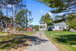 638 Middle Rd, Woolwich, ME 04579