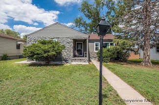 1788 Newton Dr, Cheyenne, WY 82001
