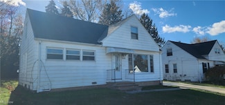 9516 Alexander Rd, Cleveland, OH 44125