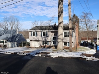 167 Marne Rd, Hopatcong, NJ 07843