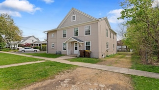 103 E Lincoln St, Mount Morris, IL 61054