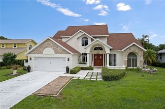 6748 Willow Lake Cir, Fort Myers, FL 33966