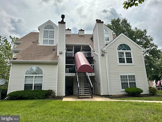 10318 Westridge Dr Unit 1-302, Bowie, MD 20721