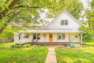 564 Jupiter Rd, Weaverville, NC 28787