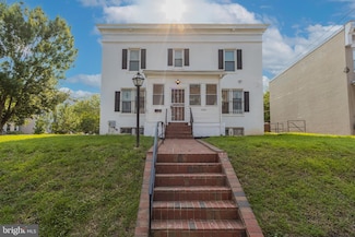 1700 3rd St NE, Washington, DC 20002