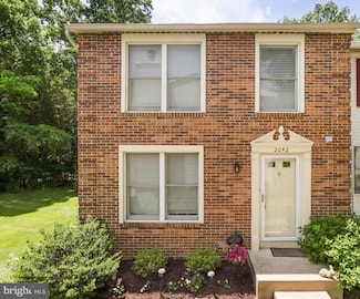 2042 Brooks Square Place, Falls Church, VA 22043