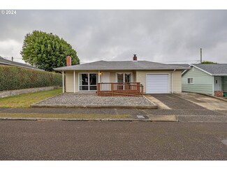 1670 Grant St, North Bend, OR 97459