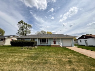 1112 N Fillmore St, Lexington, NE 68850