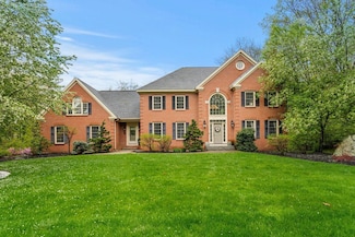 12 Mcintosh Ln, Bedford, NH 03110